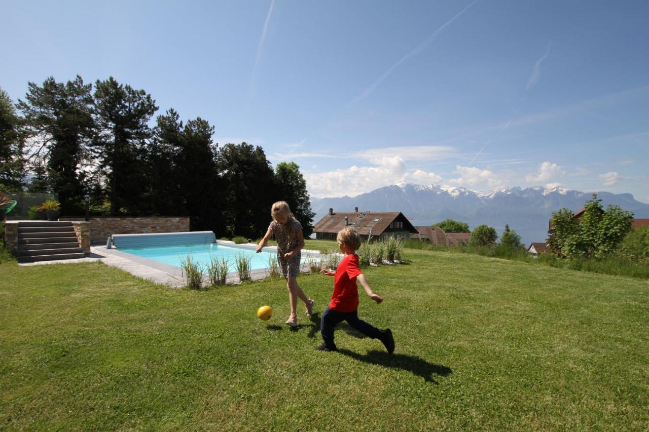 Montreux Holiday Home Eksteriør bilde