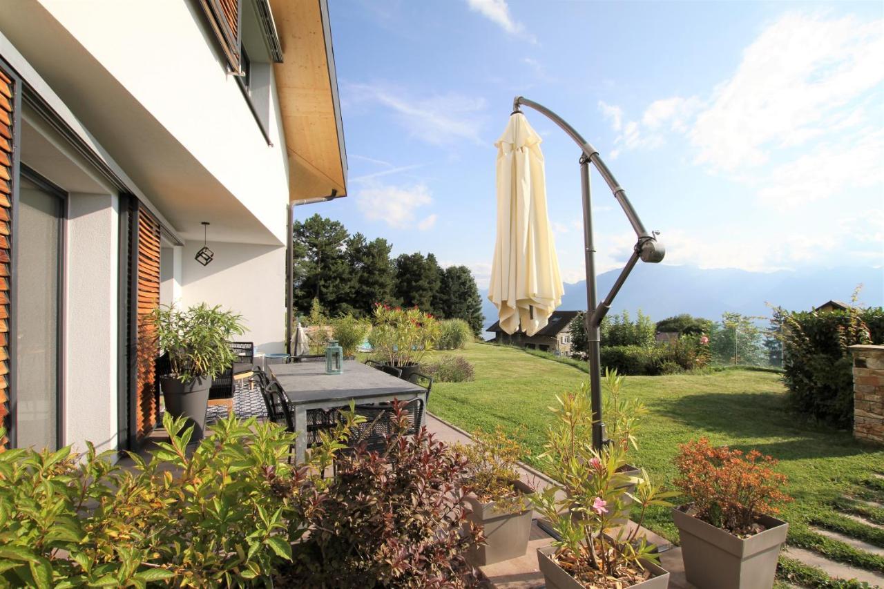 Montreux Holiday Home Eksteriør bilde