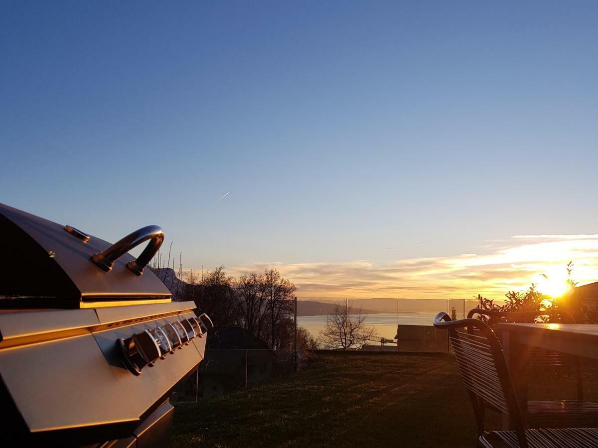 Montreux Holiday Home Eksteriør bilde