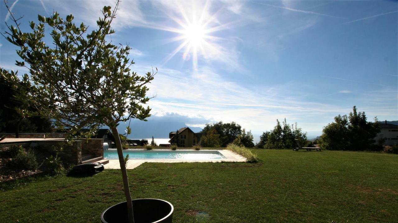 Montreux Holiday Home Eksteriør bilde